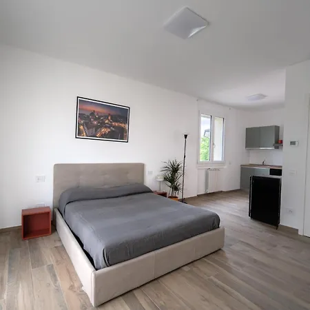 Villa Zina - Apt Rosso - 10 Min From City Centre And Airport Bergamo Exterior photo