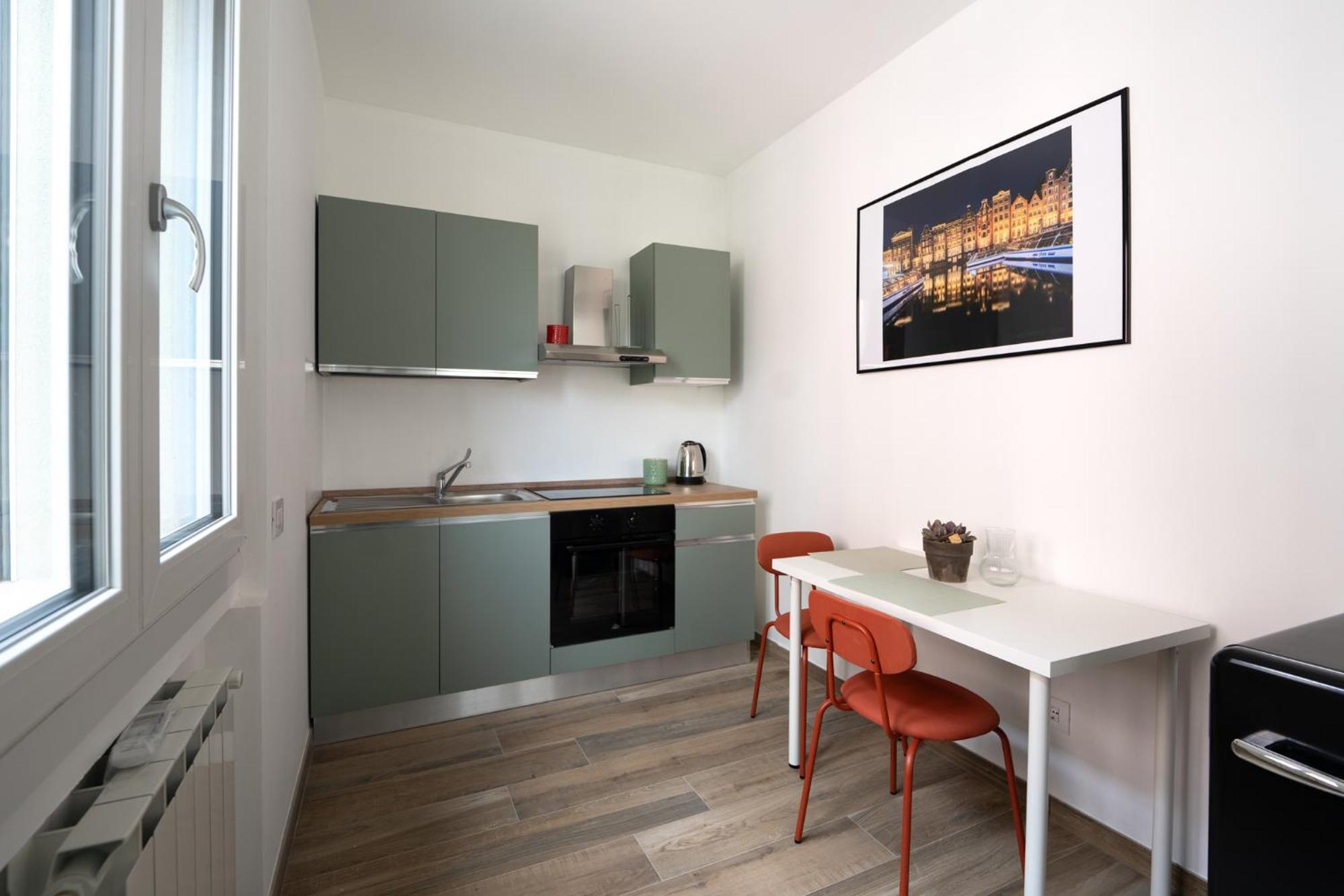 Apartment Zina - Rosso - 10 Min From Centre And Airport
