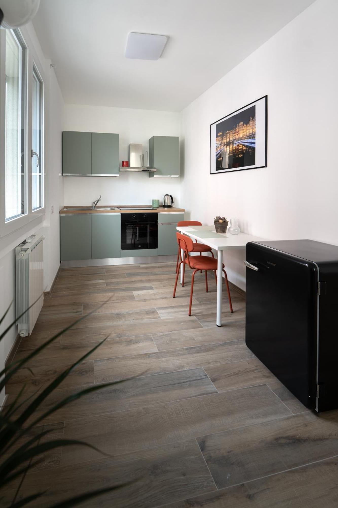 Zina - Rosso - 10 Min From Centre And Airport